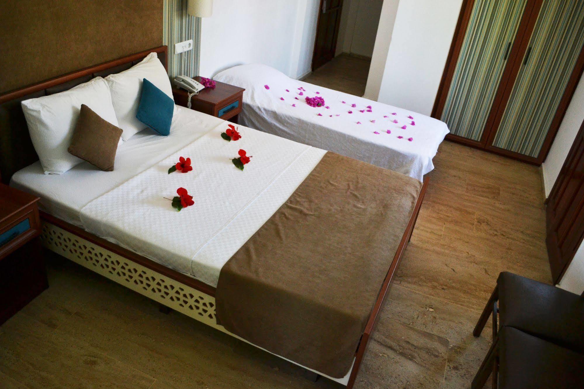 Oskay Hotel Dalyan Esterno foto