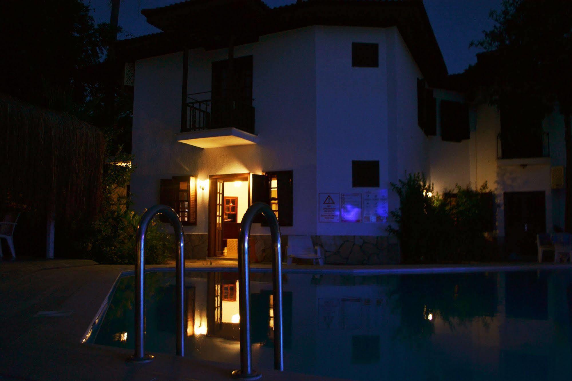 Oskay Hotel Dalyan Esterno foto
